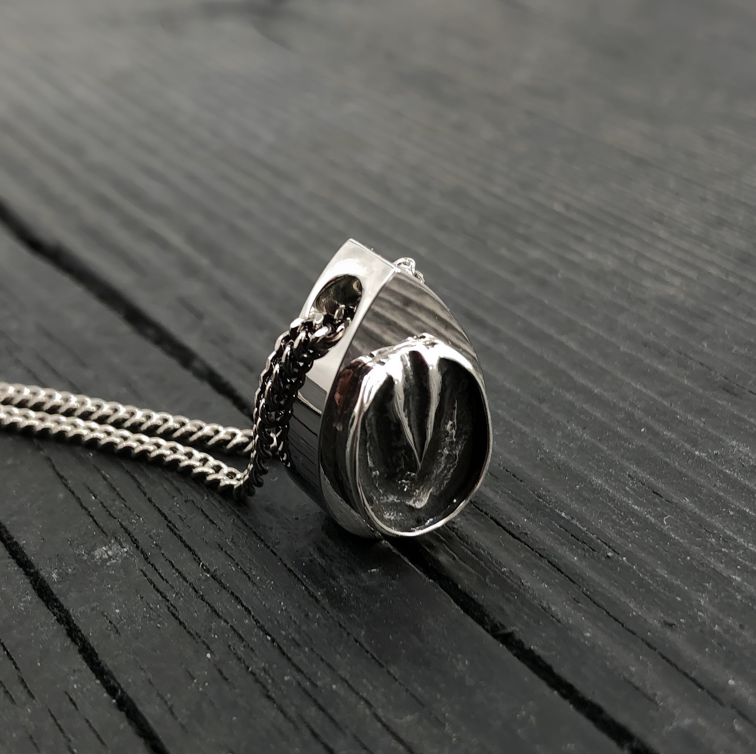 Barefoot Horse Hoof Cremation Ash Urn Pendant Necklace - Bronze and Stainless Steel - Custom Engraved Personalised Equine Bereavement Gift