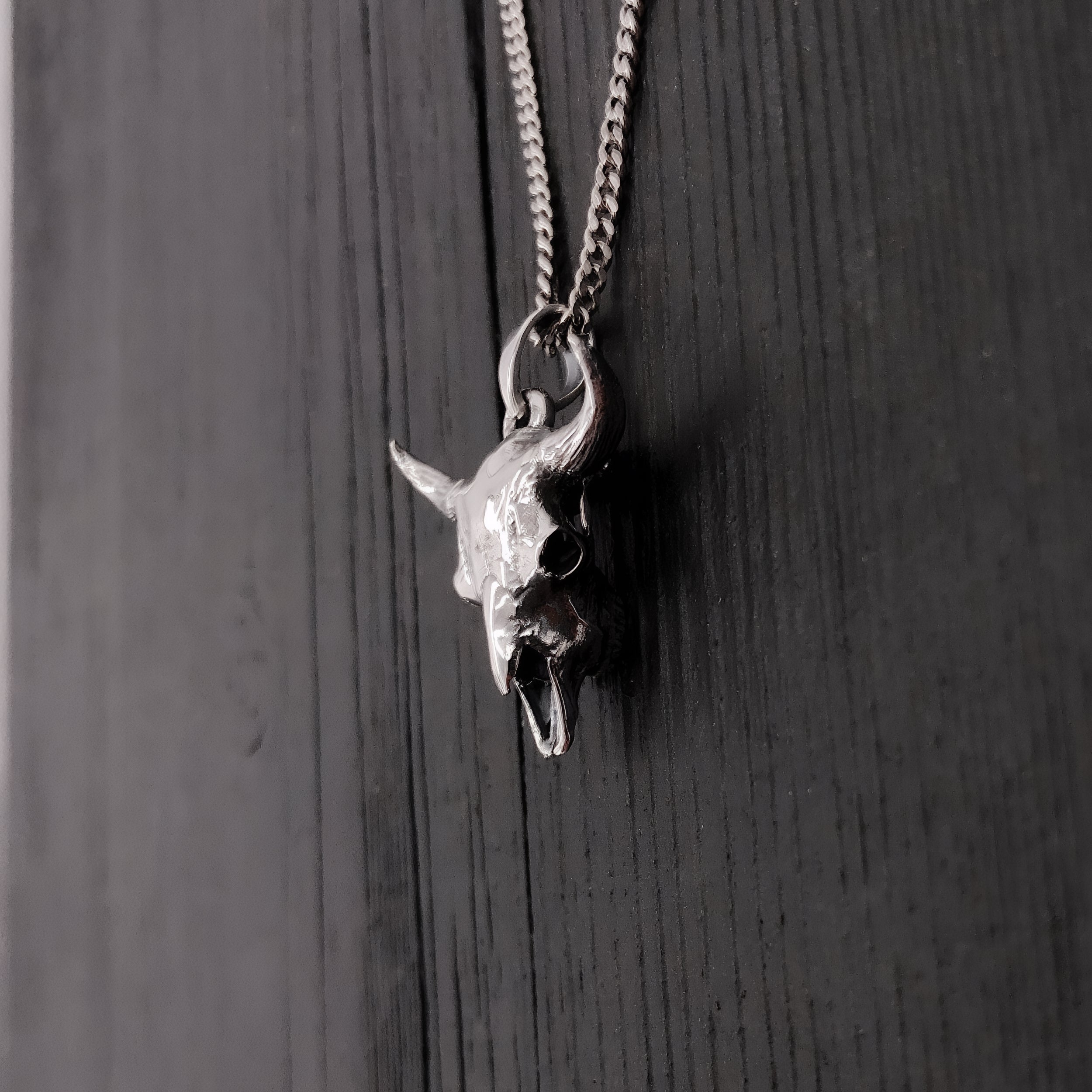 Solid Sterling Silver Bison Skull Necklace - Detailed Americana Jewelry - Unisex Statement Jewelry Gift