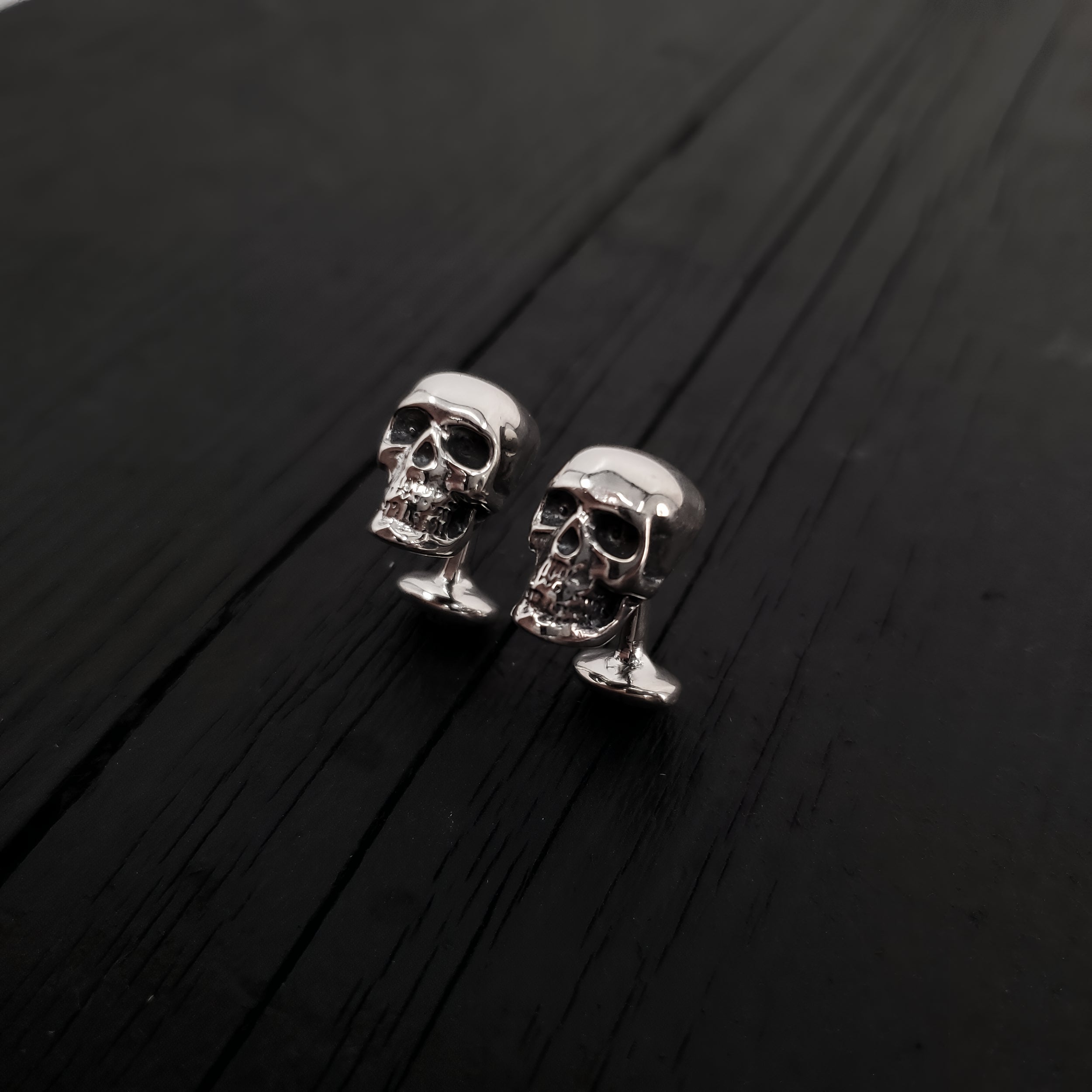 Human Skull Cufflinks - Solid Hand Cast 925 Sterling Silver - Polished Oxidized Finish - Unisex Suit Accessory Gift for Him or Her