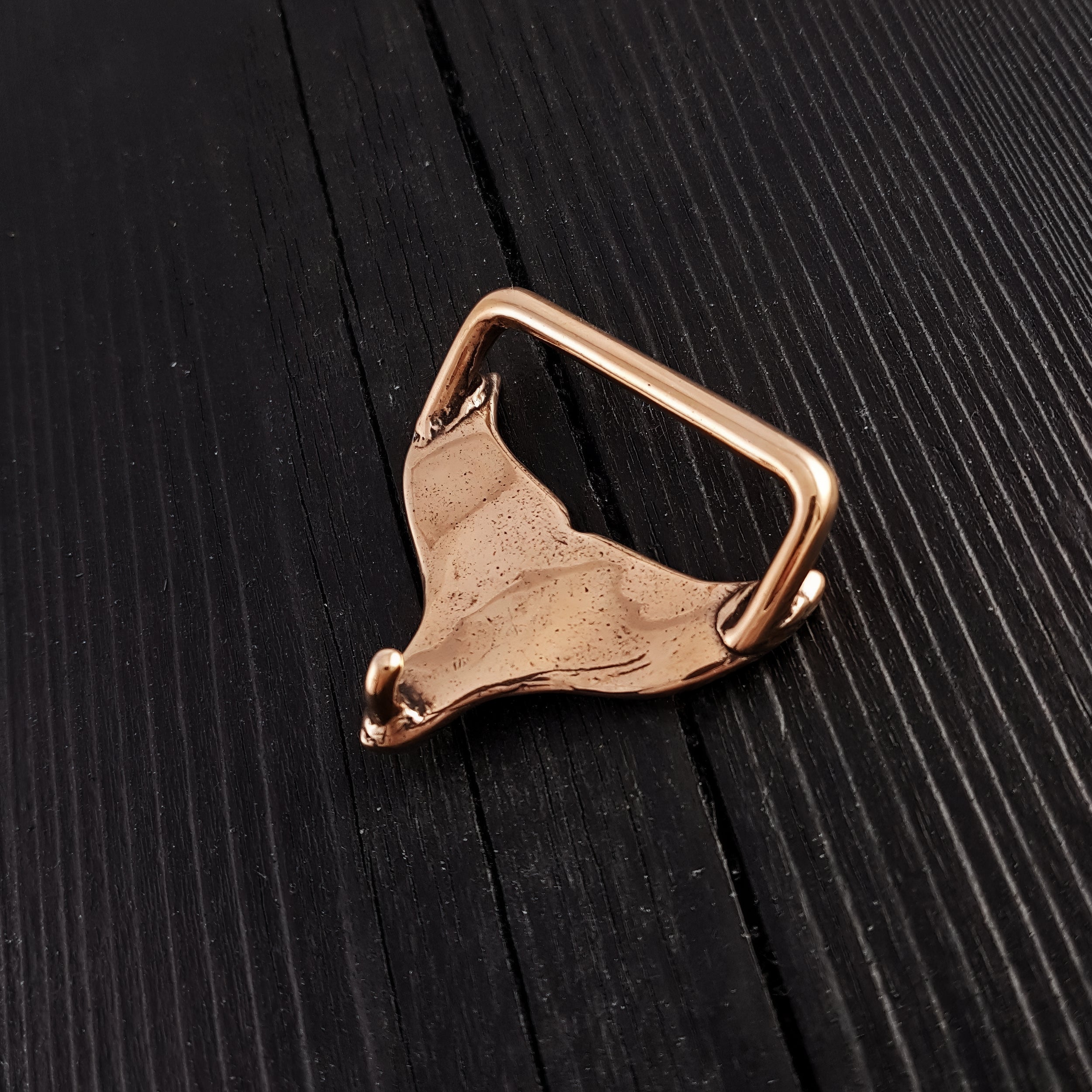 Whale Tail Belt Buckle Humpback Whale Fluke in Solid Bronze - Moon Raven Designs